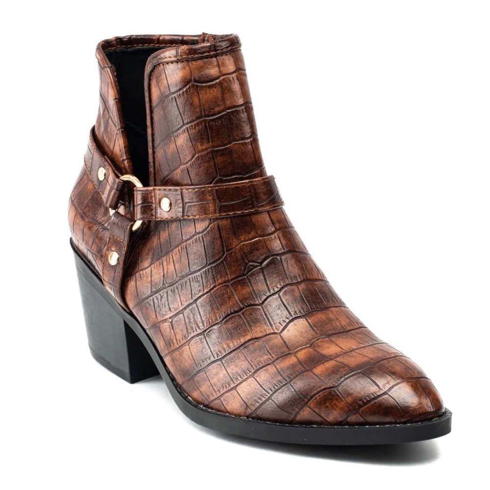 GC Shoes Dover Ankle Booties Cognac Faux Leather Size 8